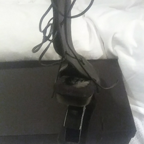 Shoes - Picture 4 of 4